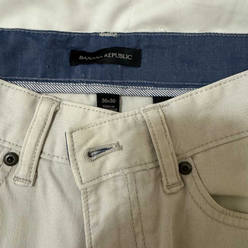 Banana Republic Cream Cotton Jeans with Navy Waistband Detail